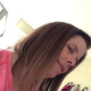 Meet your Posher, Joni